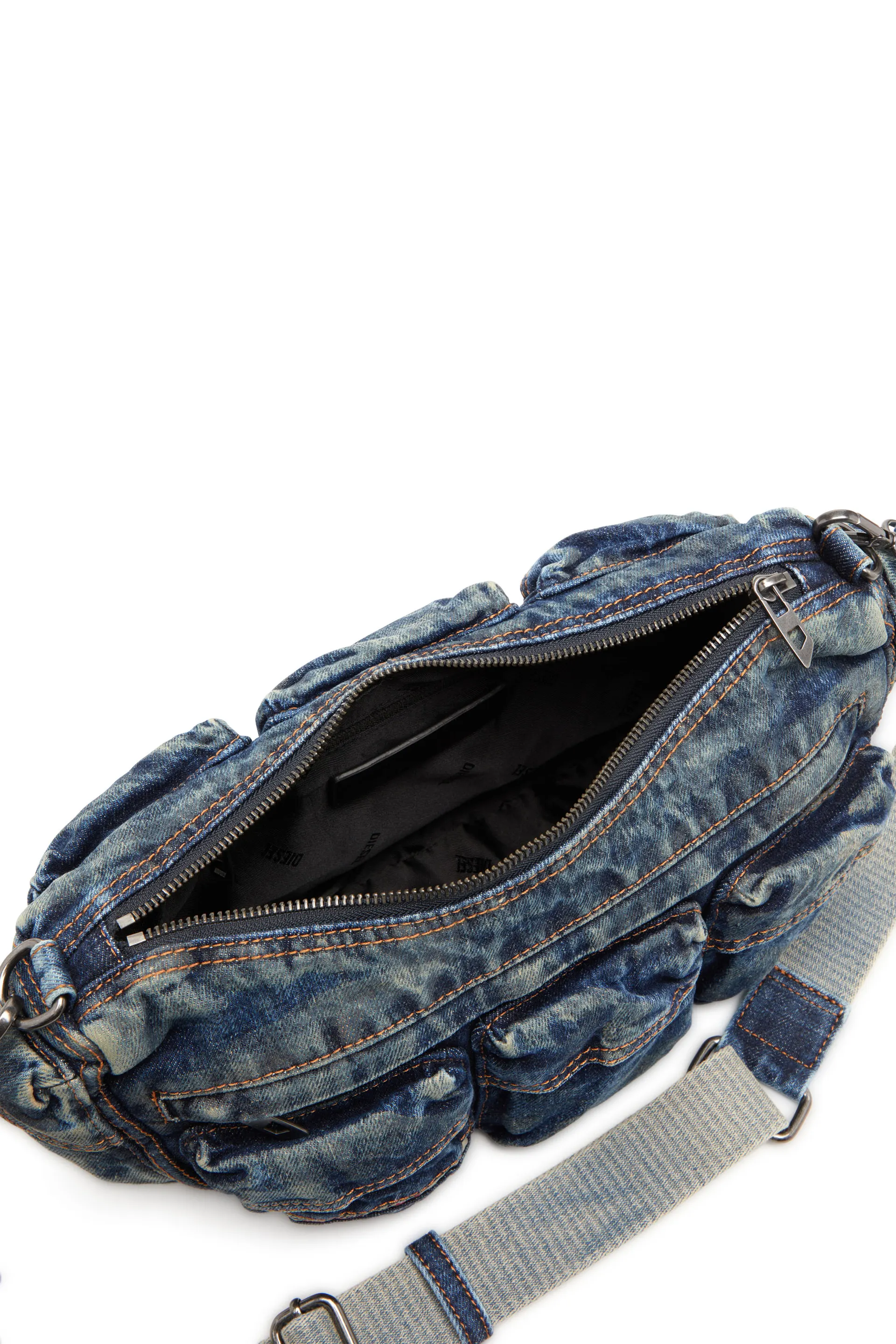 Travel 3000-Multipocket bag in treated denim