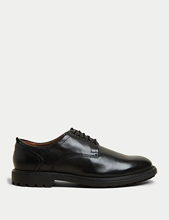 Klassische Derby-Schuhe aus Leder mit weiter Fußbreite