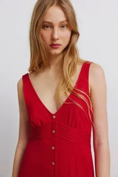 Vestido midi tirantes romántico.