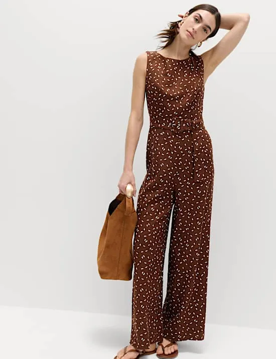 Jumpsuit aus Leinenmischgewebe mit Musterprint und Gürtel