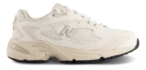 New Balance 725 Sneaker Beige ML725CH