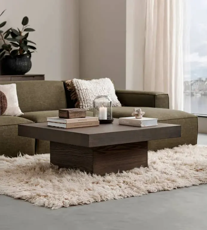 Torino sofabord 100 x 100 cm Brunlakkert eikefiner