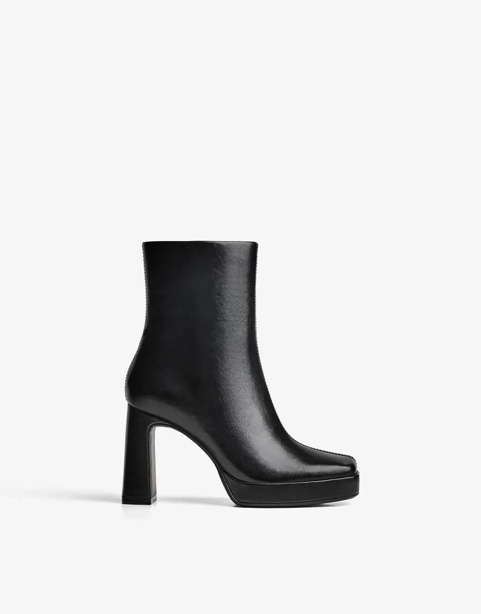 Bershka Platform high-heel ankle boots in black