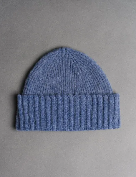 Fishtail Shaggy Beanie Ocean