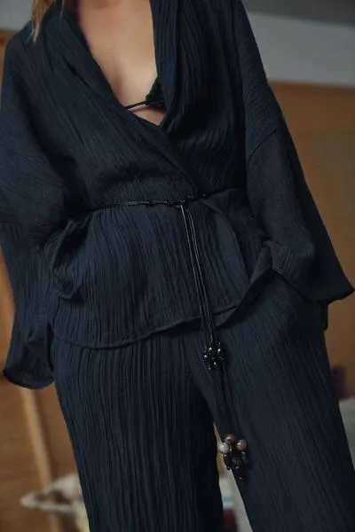 SEMI-SHEER CRINKLE EFFECT JACKET