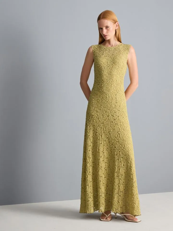 Robe longue en dentelle stretch