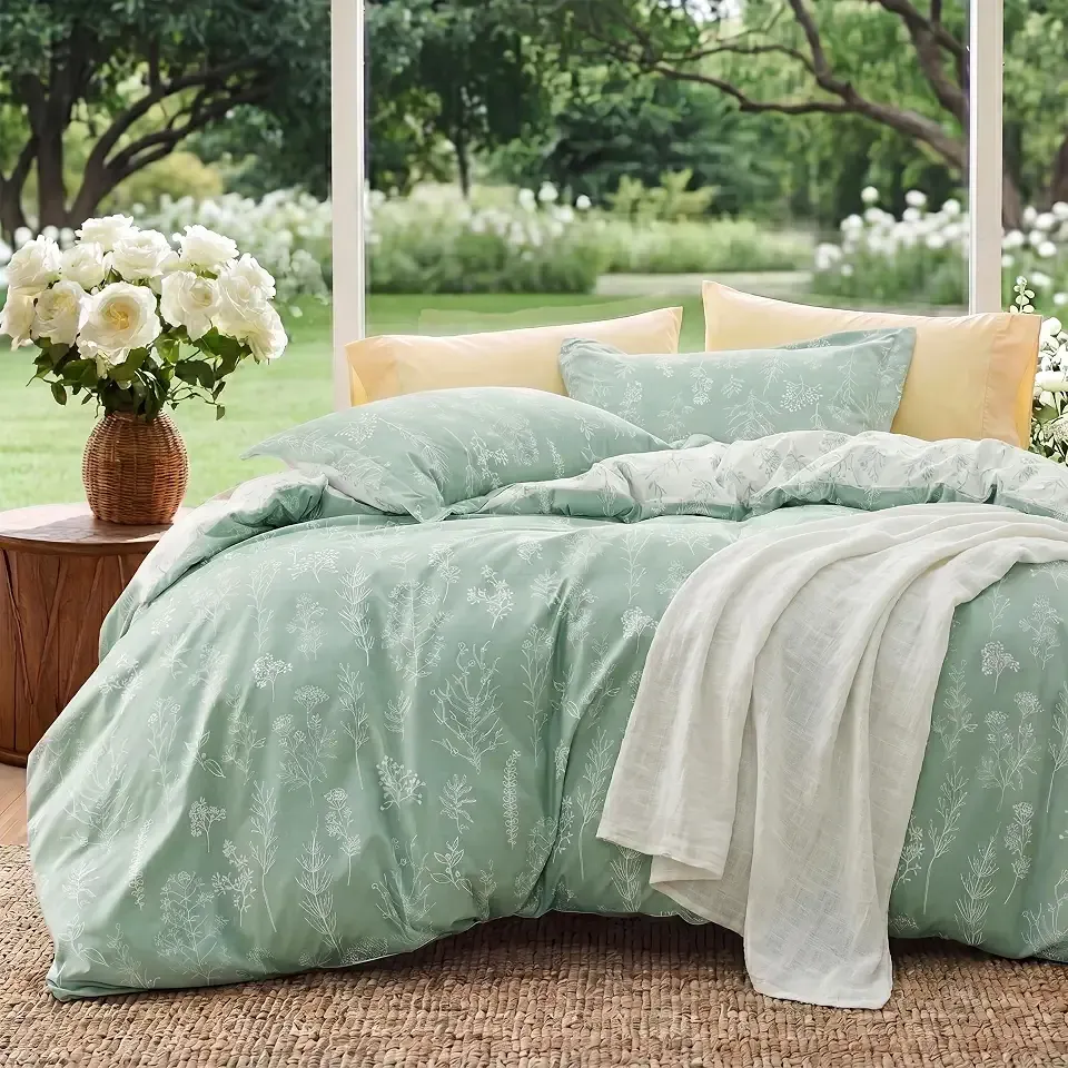 Bedsure Queen Comforter Set - Sage Green Bed Set, 3 Pieces Lightweight Summer Cute Floral Bedding, 1 Soft Reversible Botanical Flowers Comforter and 2 Pillow Shams