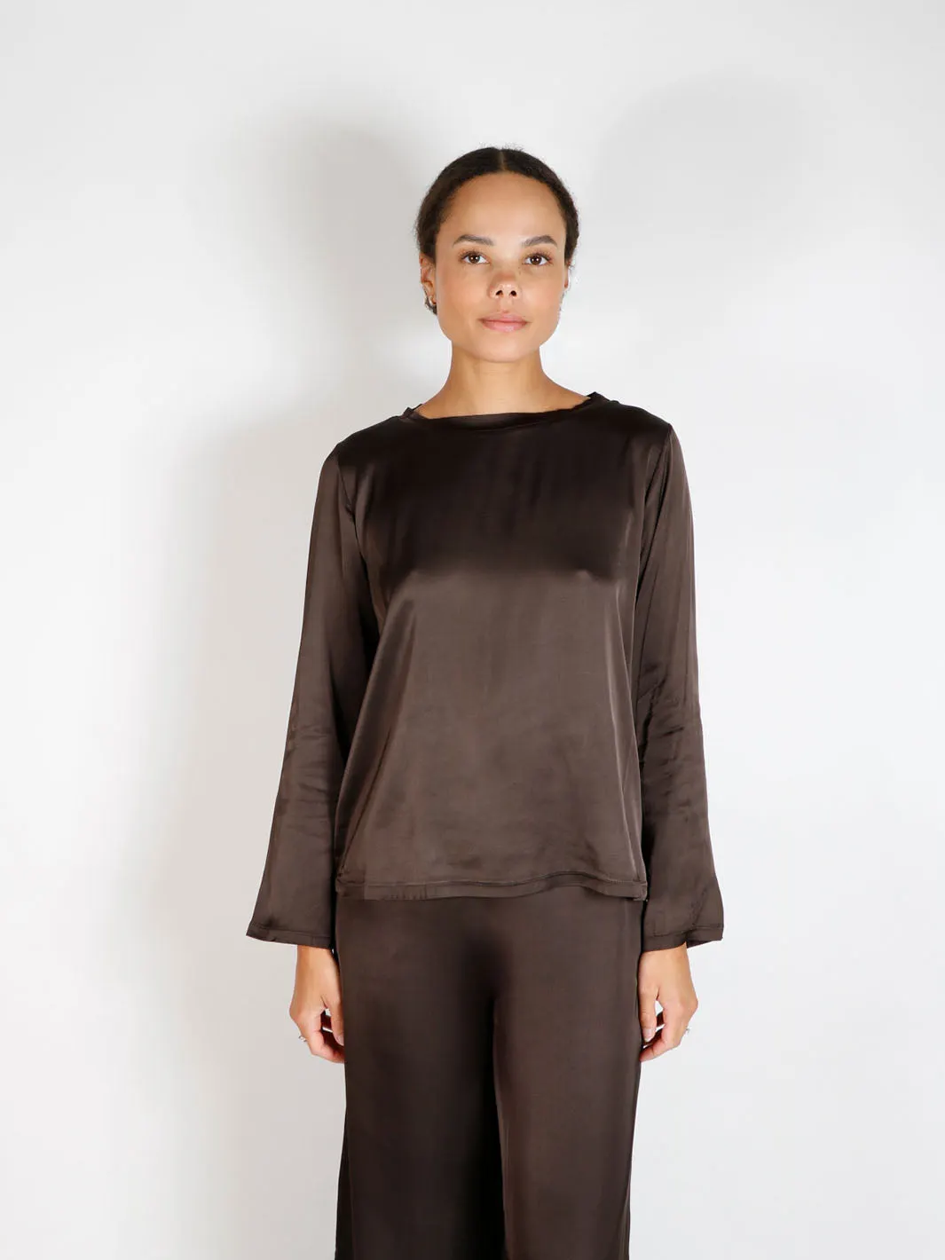 CREW NECK BLOUSE