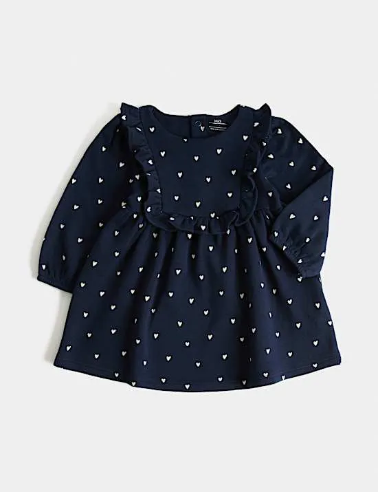 Kleid mit hohem Baumwollanteil, Rüschen und Herzmuster (0–3 Jahre)