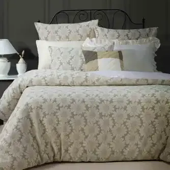 Urban Loft Daisy Matelasse Duvet Cover Set