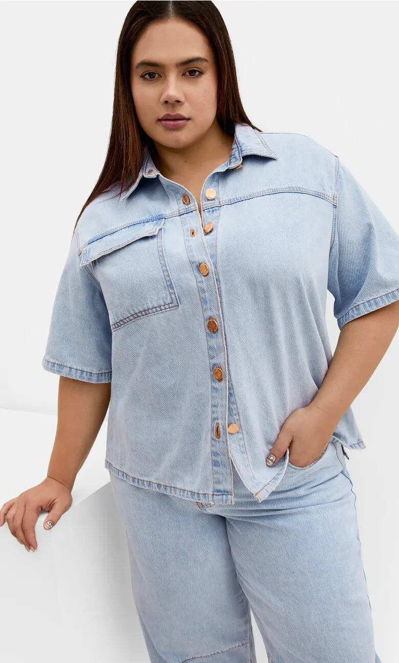 Jas Short Sleeve Denim Shirt - light wash