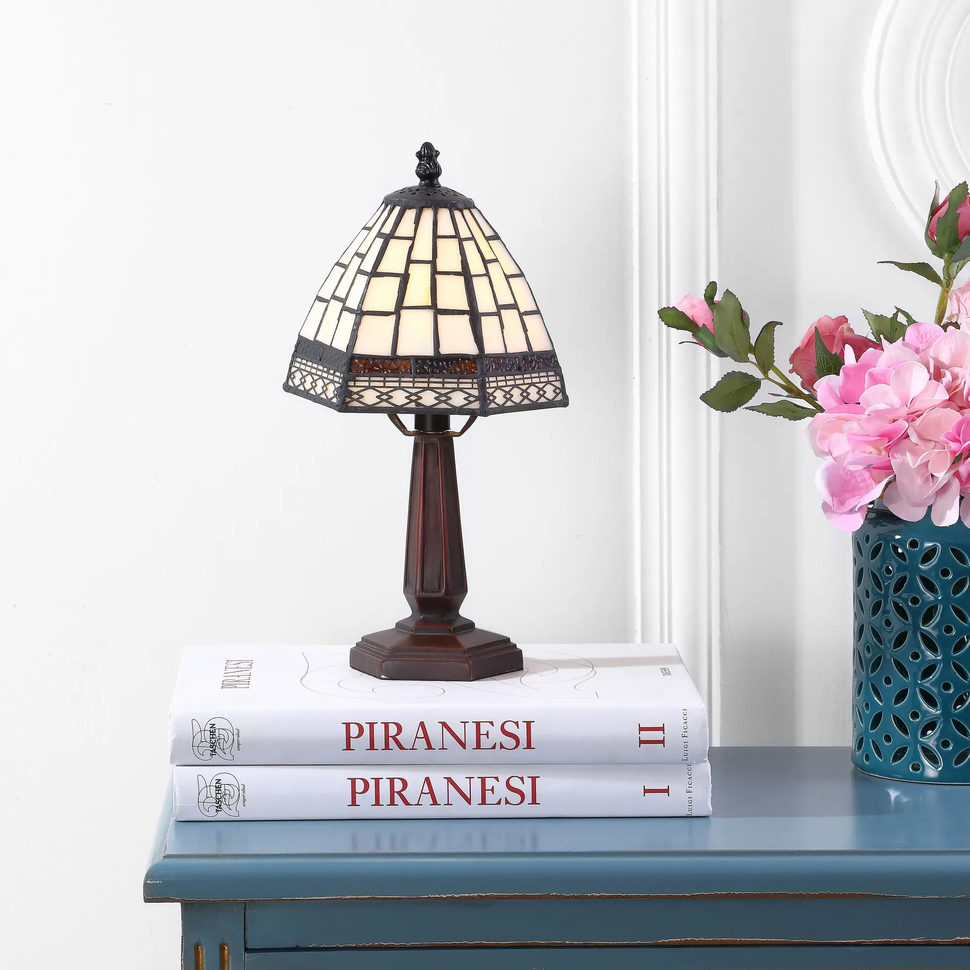 Carter Tiffany-Style Stained Glass/Resin Traditional 12-in Ivory/Cream LED Table Lamp with Glass Shade