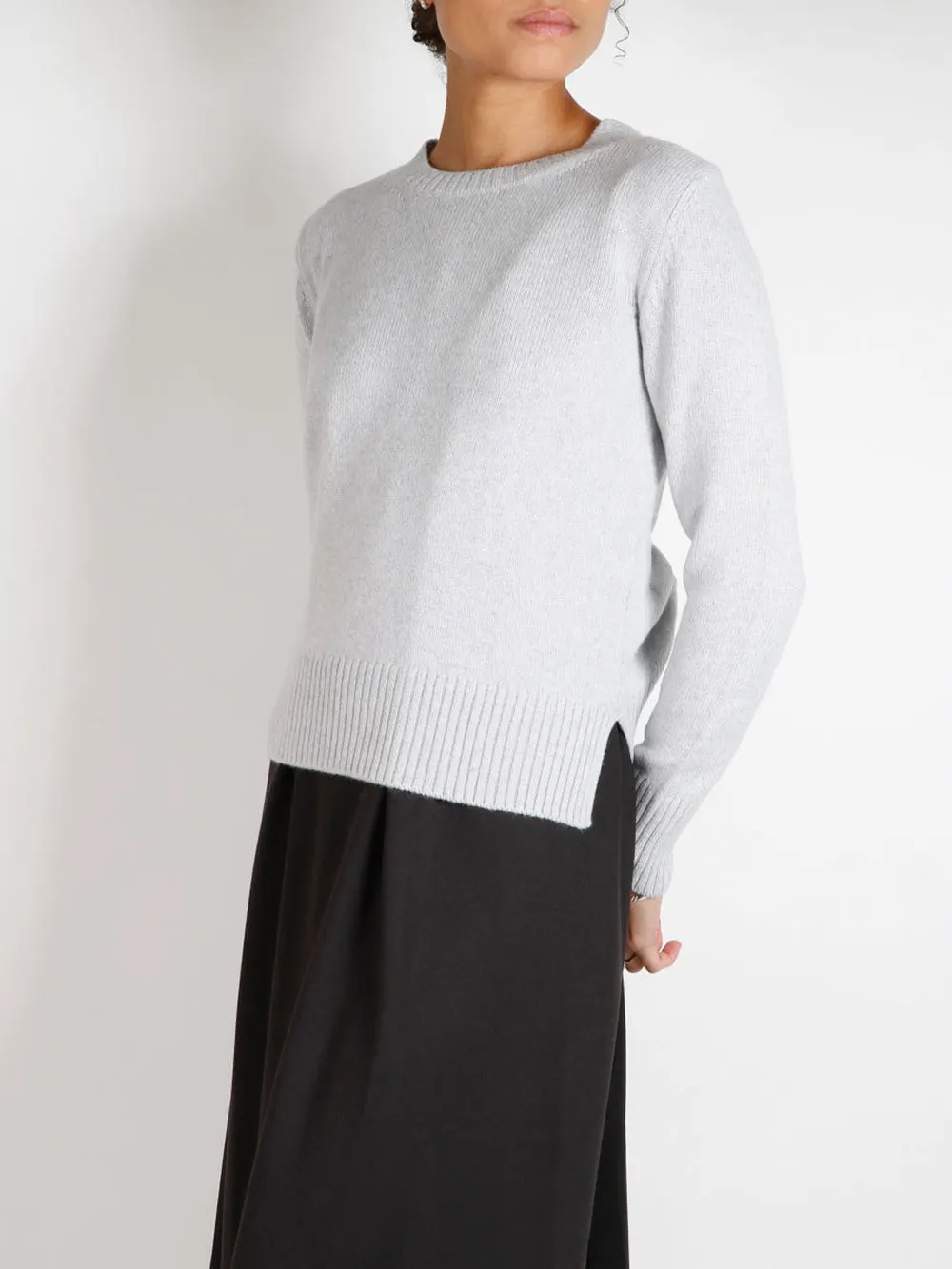 CREW NECK SWEATER