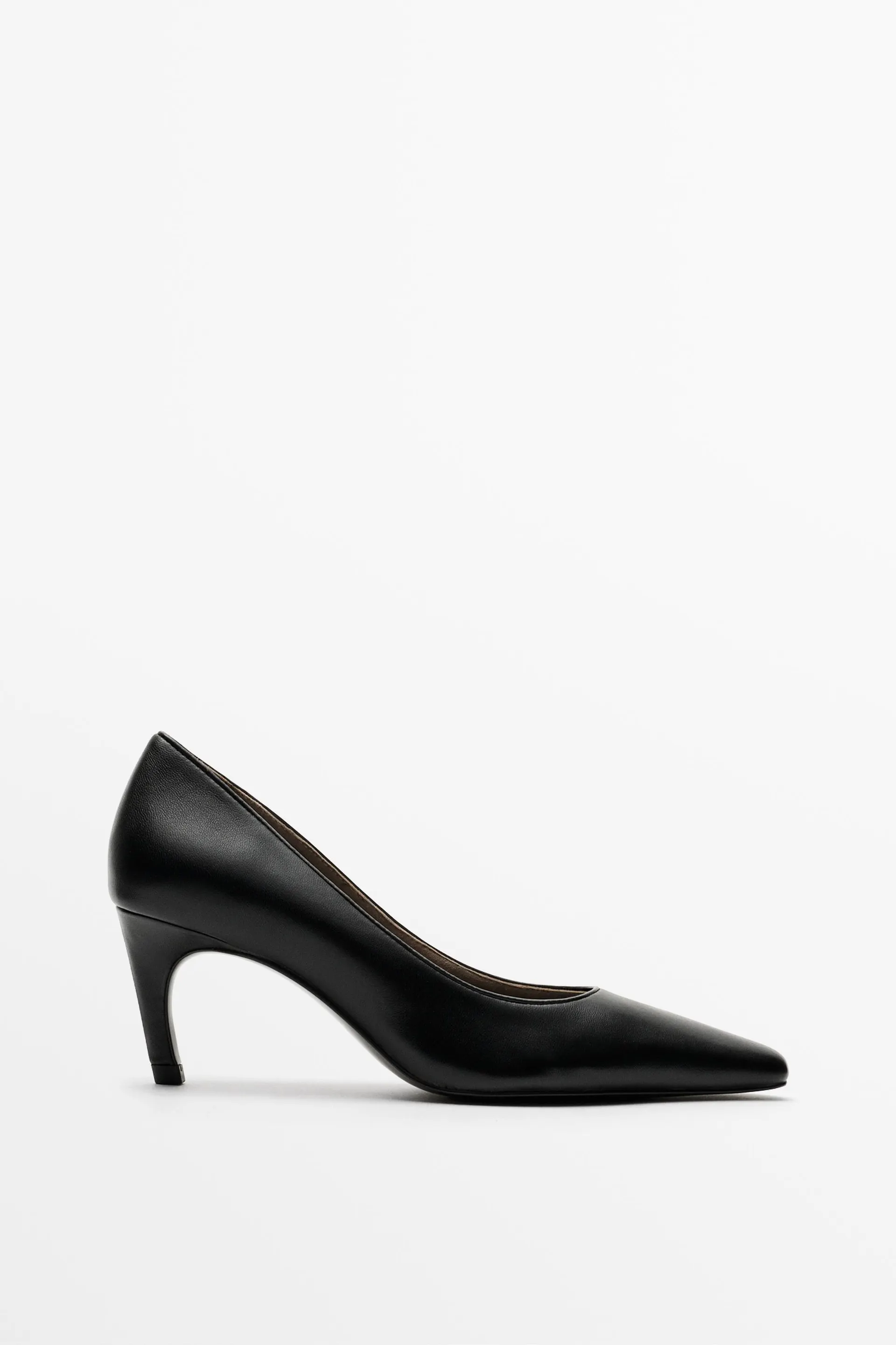 Leather high-heel shoe