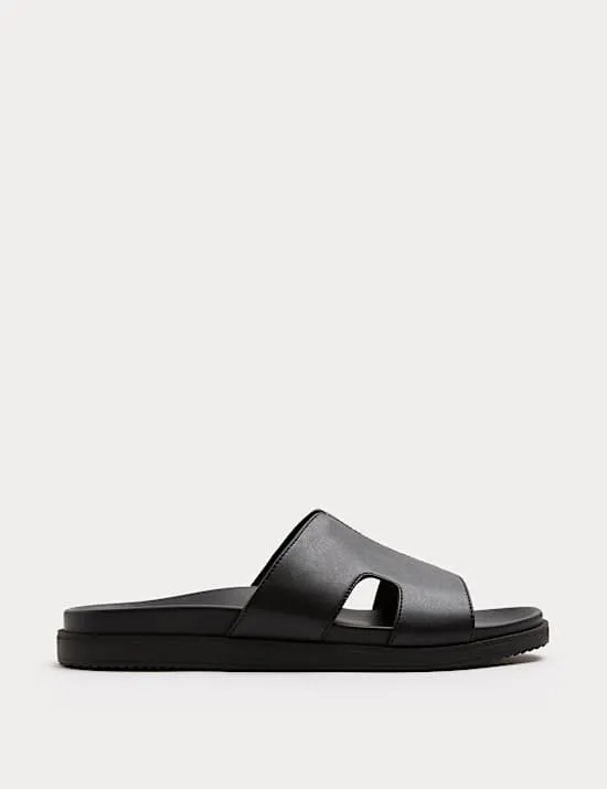 Slipper-Sandalen aus Lederimitat