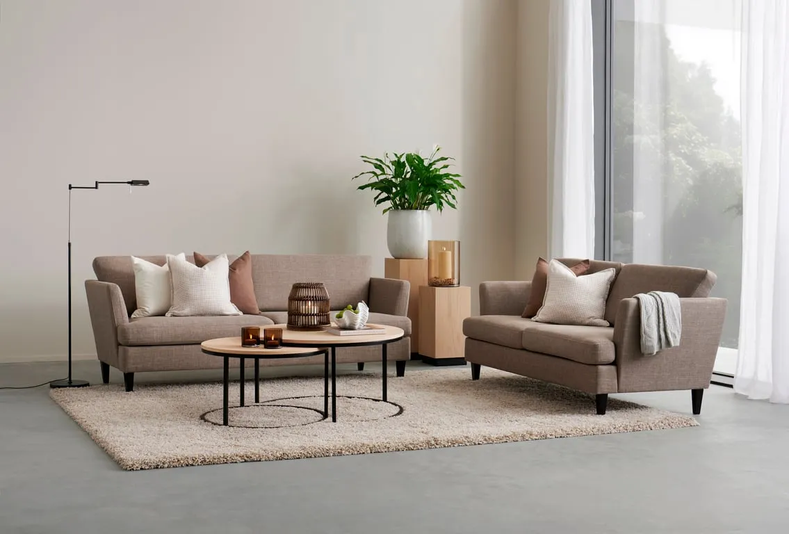 Astoria 3- og 2-seter sofa Stoff Fjord 4 Antelope