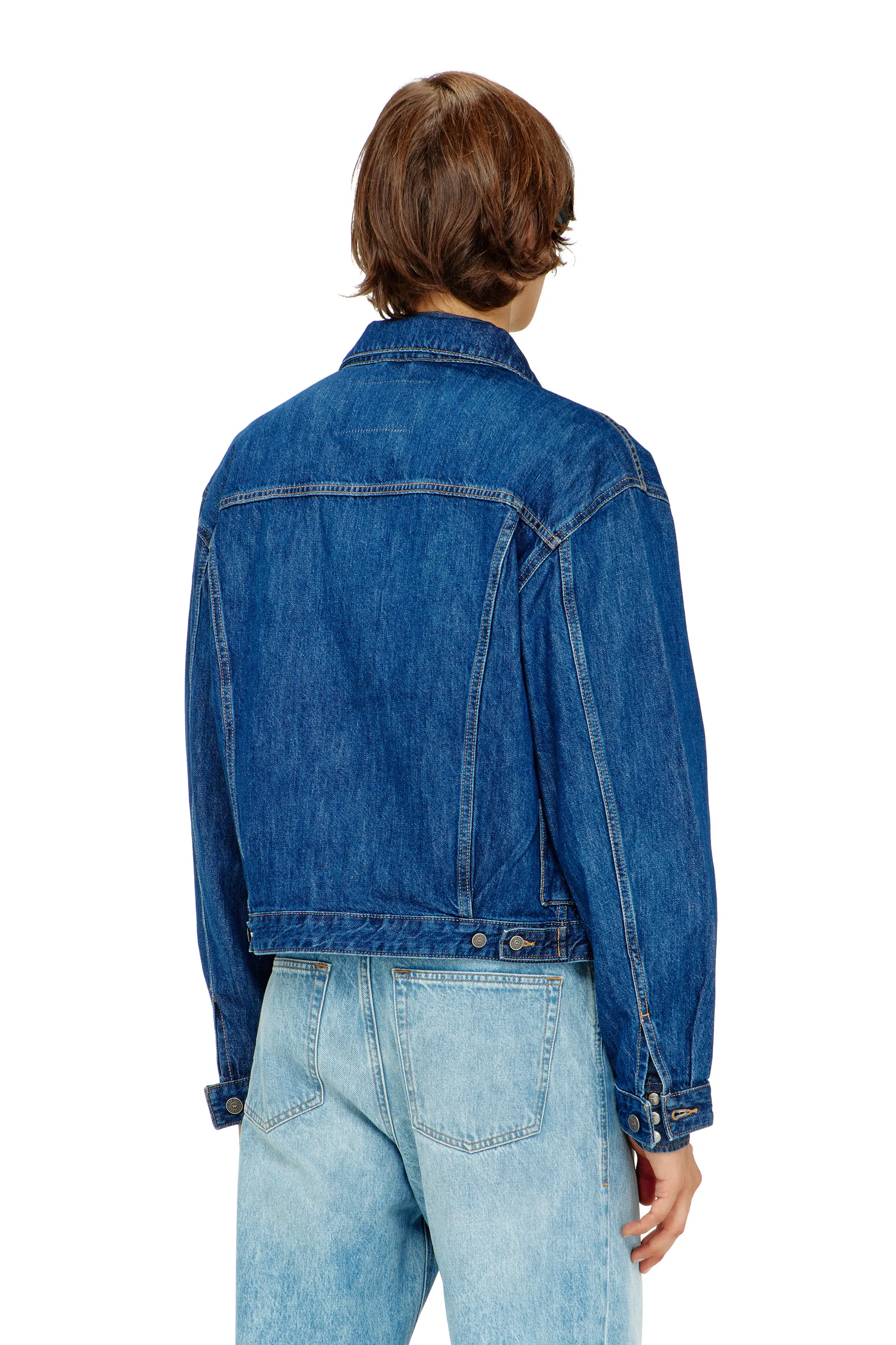 Trucker jacket in denim