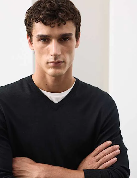 Pure Extra Fine Merino Wool V-Neck Jumper