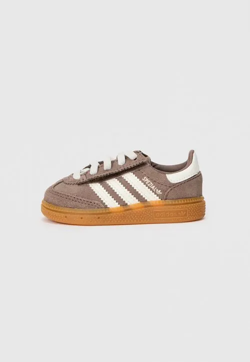 HANDBALL SPEZIAL UNISEX - Babysko - earth strata/off white/gum