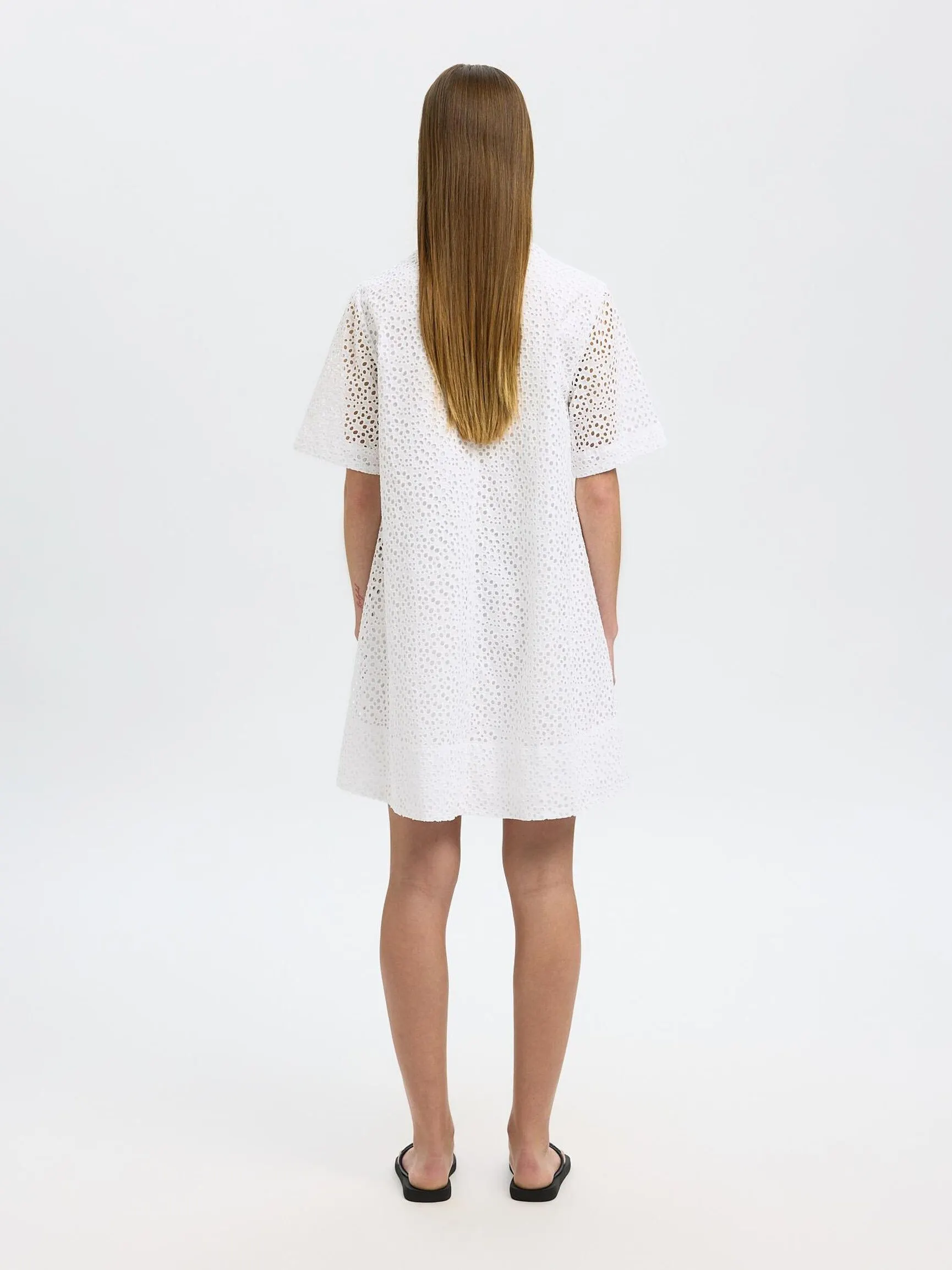BRODERIE ANGLAISE MINIKJOLE