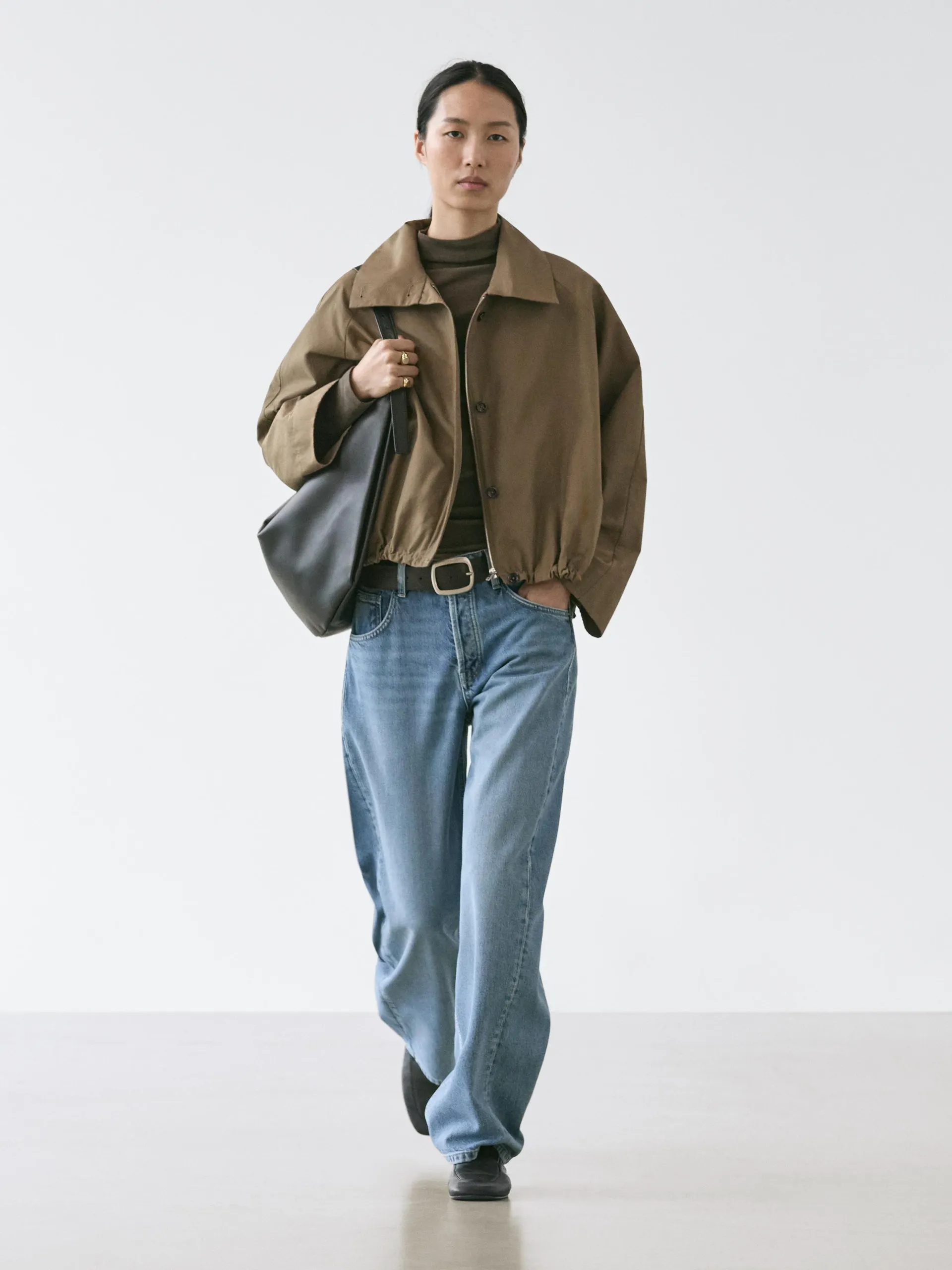 Bomber s vysokým límcem