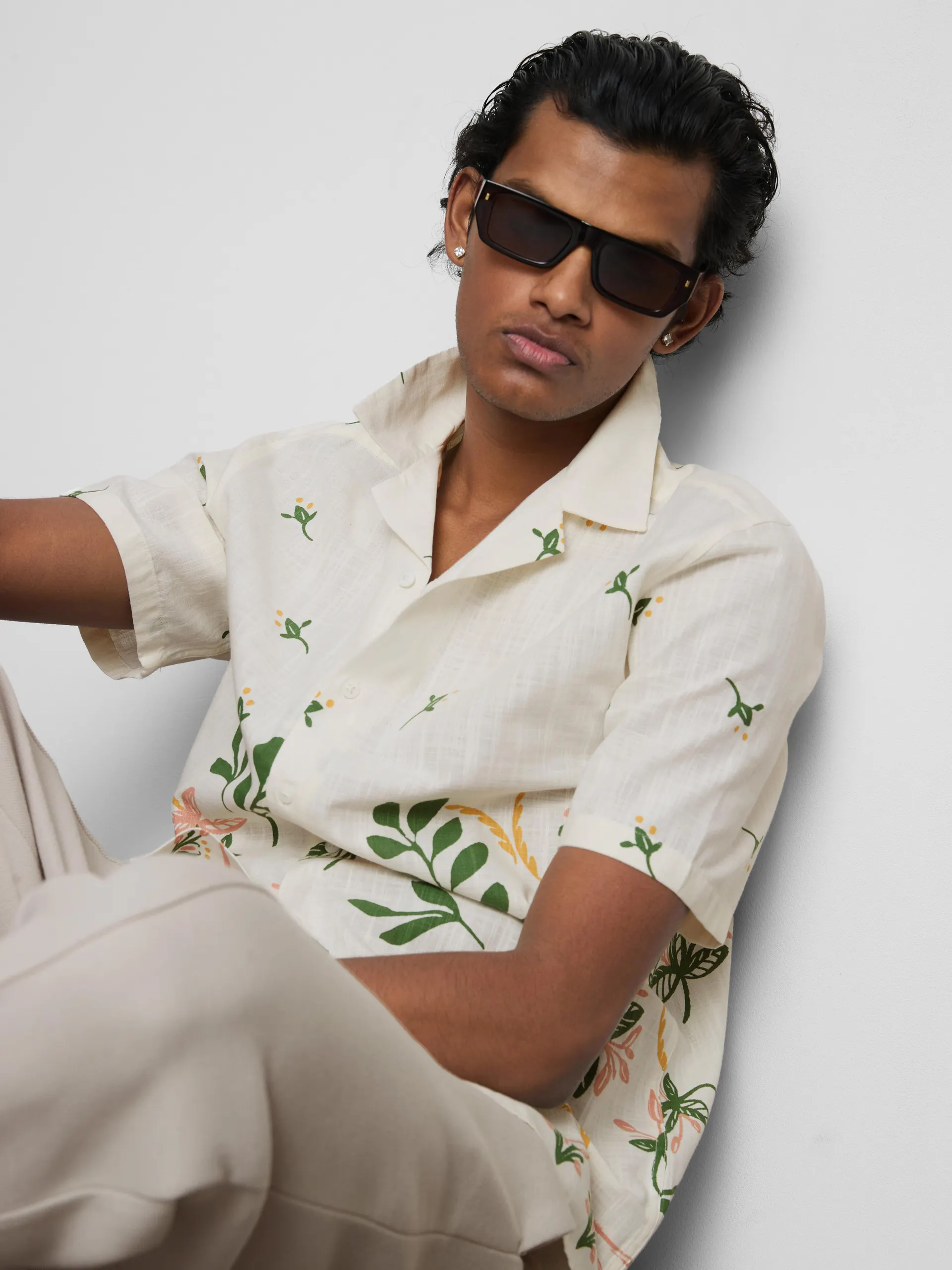 Chemise à manches courtes et imprimé floral