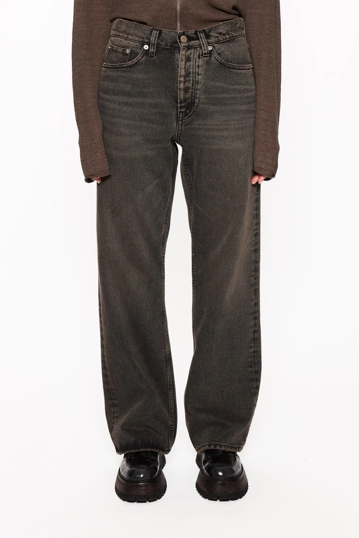 Loose-Fit Jeans