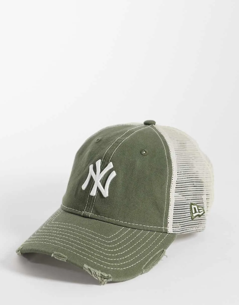 New Era NY Yankees 9twenty cotton canvas trucker cap in khaki