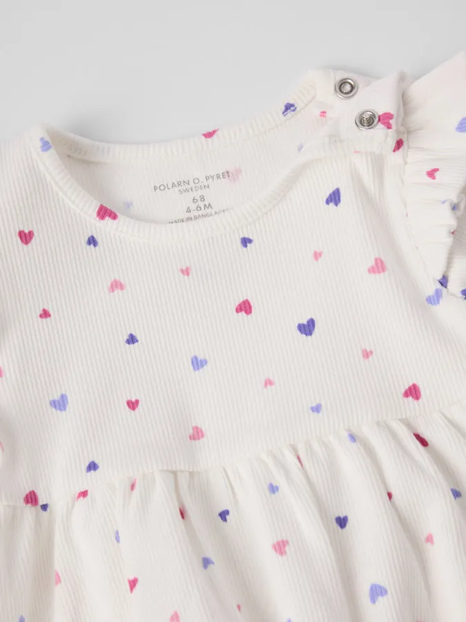 Ribbestrikket med myke volanger