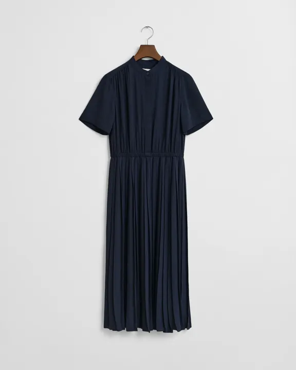 Plisset midiskjortekjole