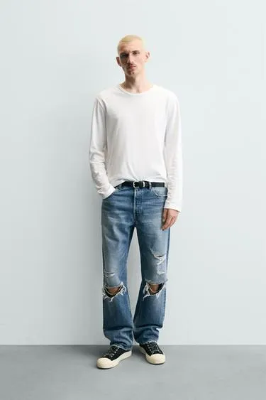 STRAIGHT FIT JEANS