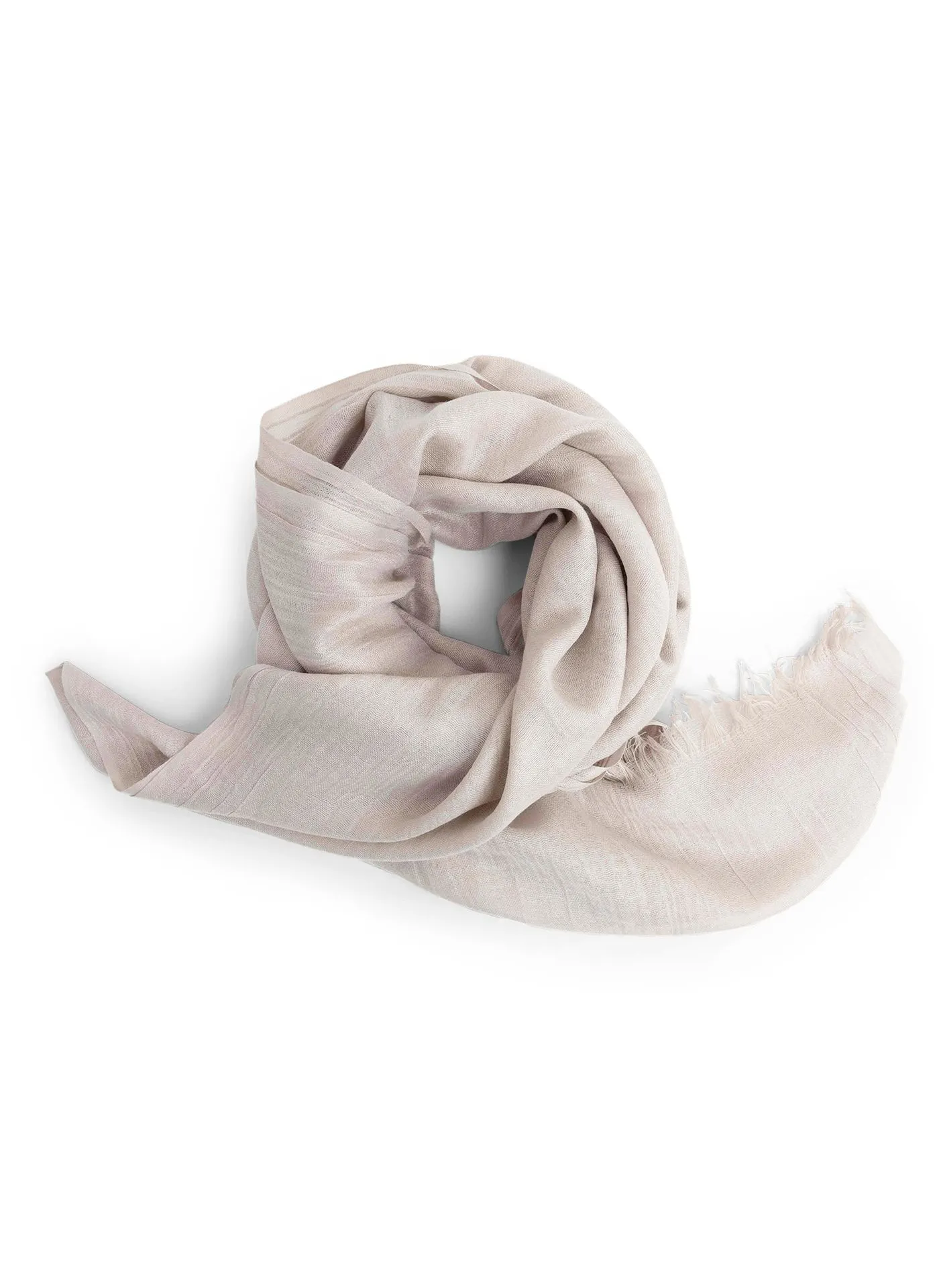 Fijngeweven zandkleurige sjaal