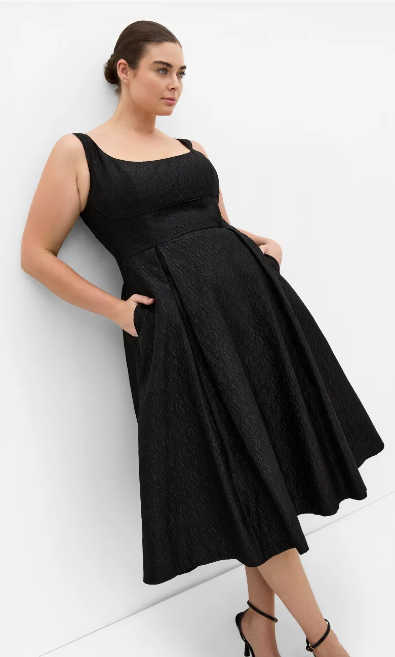 Estella Jacquard Midi Dress - black