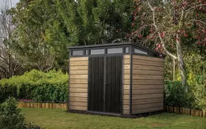 Casetta da giardino in polipropilene effetto legno 2 x 2.5 m, superficie esterna 6 m² e spessore parete 20 mm, con pavimento e porta a due ante, KETER Ashwood Pent