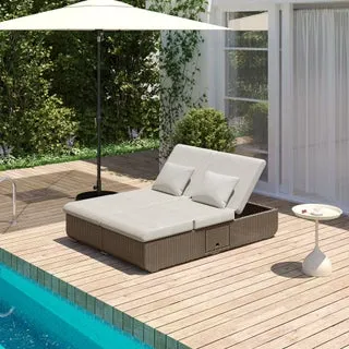 Nadia Daybed