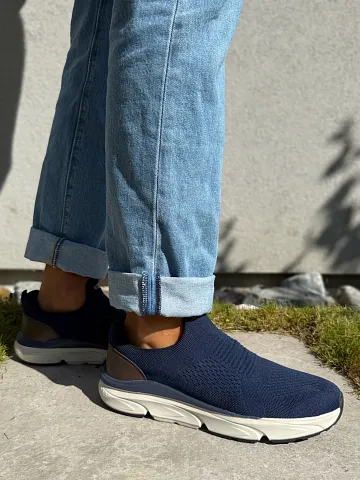 Move Slip-on Sneaker Navy