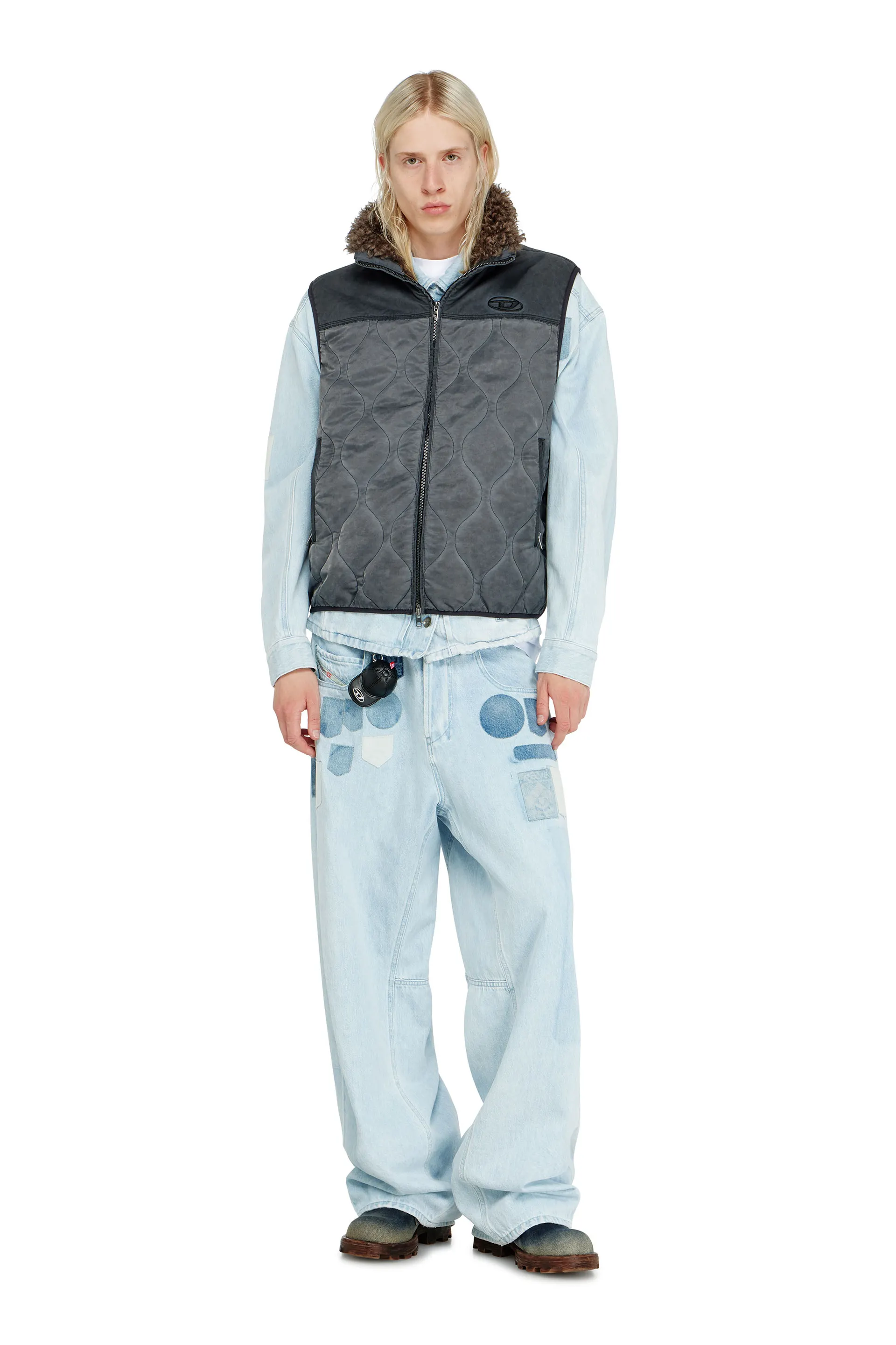 Quilted vest with fluffy neck lining