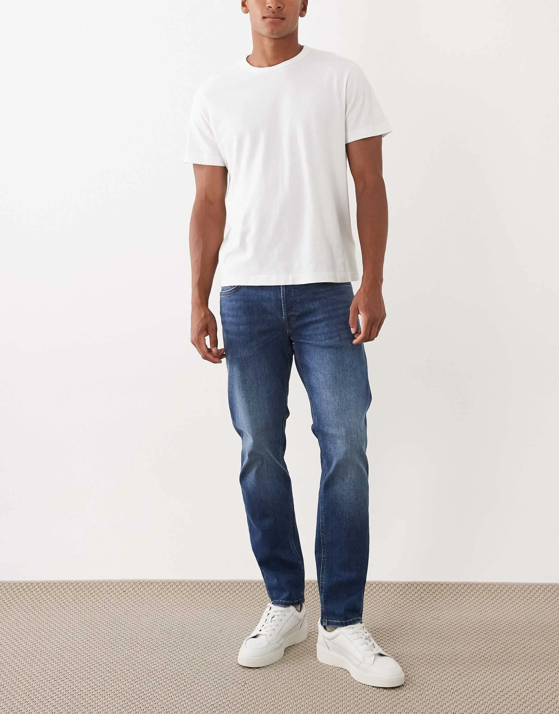 Jack & Jones Mike tapered jeans in mid blue