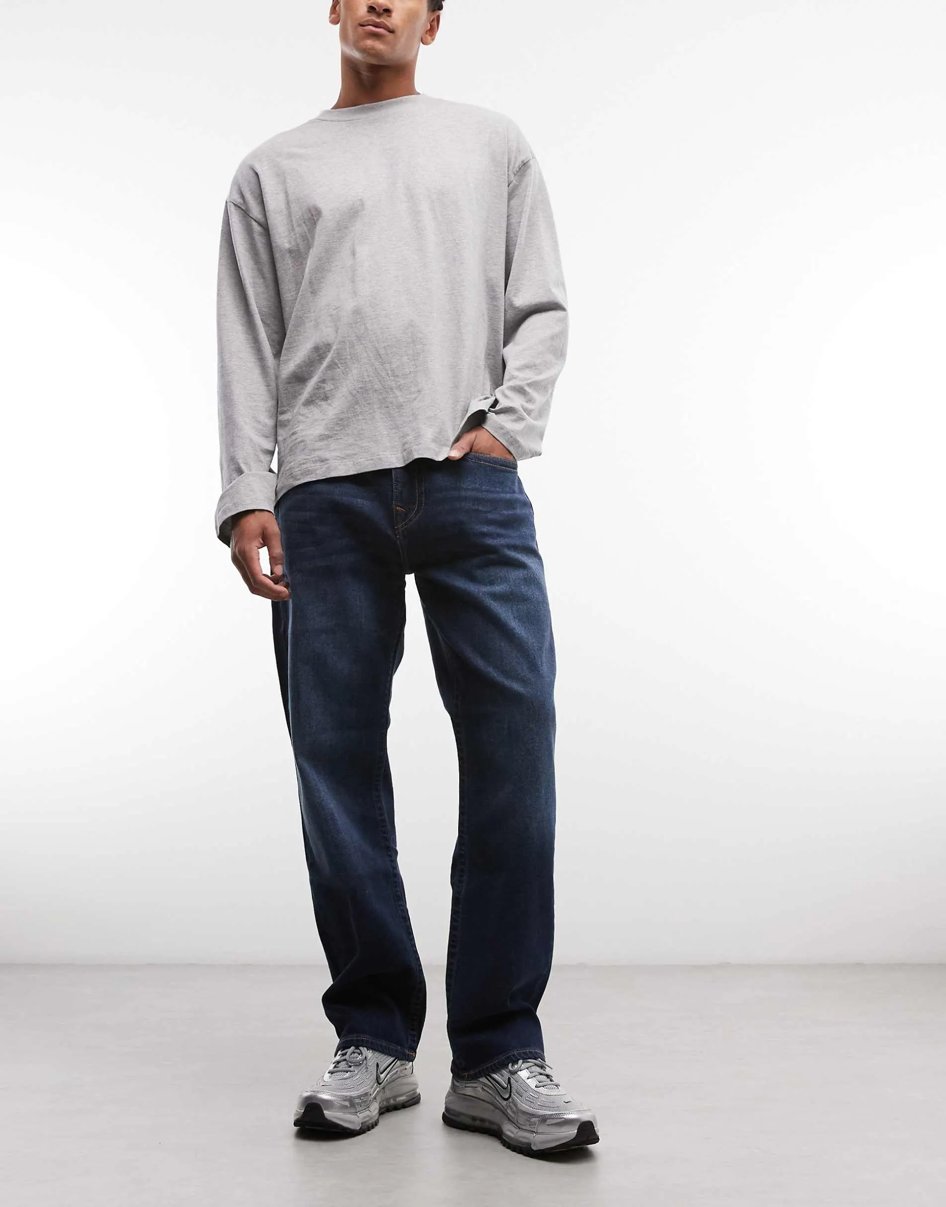 True Religion Bobby loose jeans in damon dark wash
