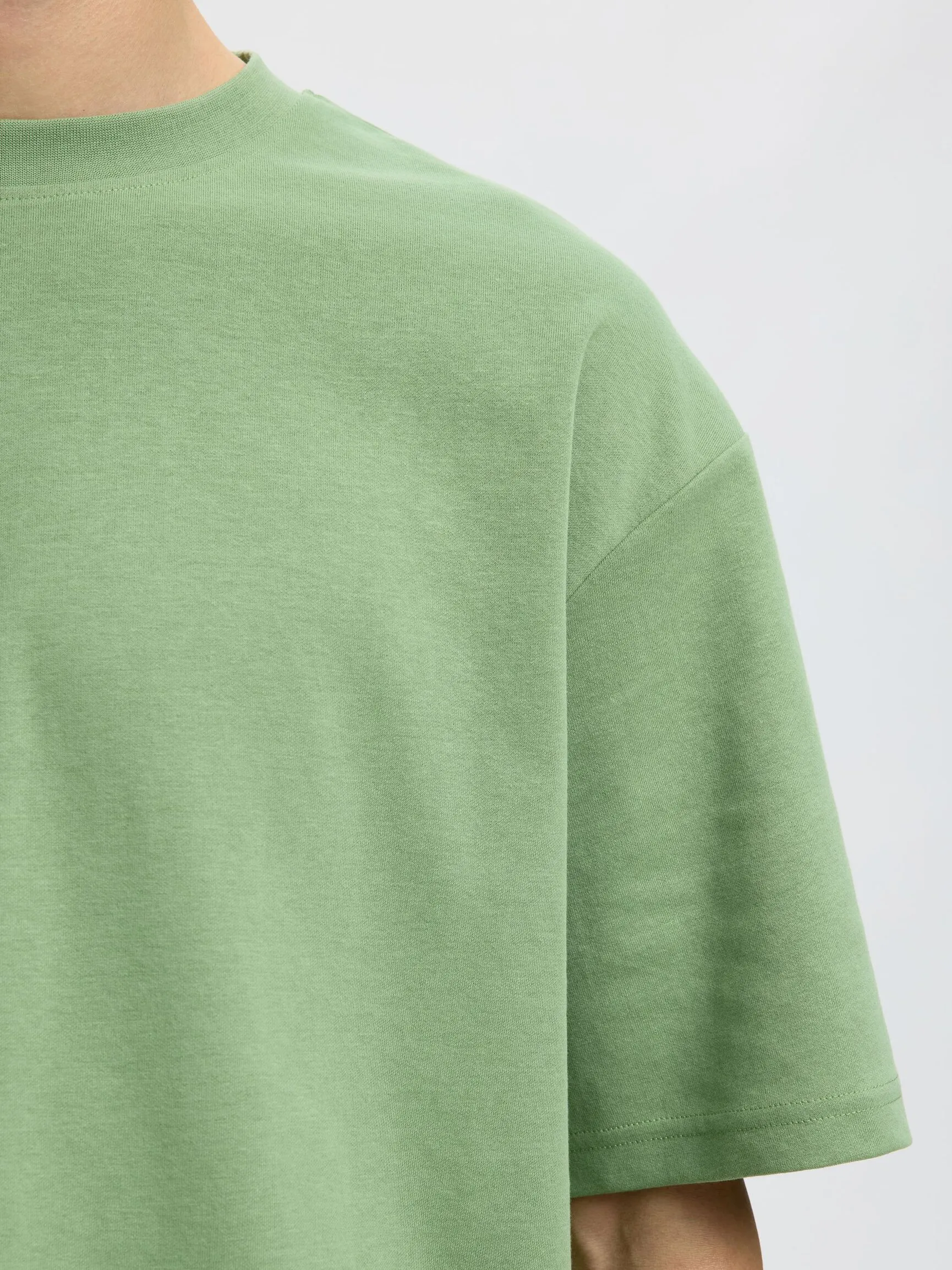 LOOSE FIT T-SKJORTE