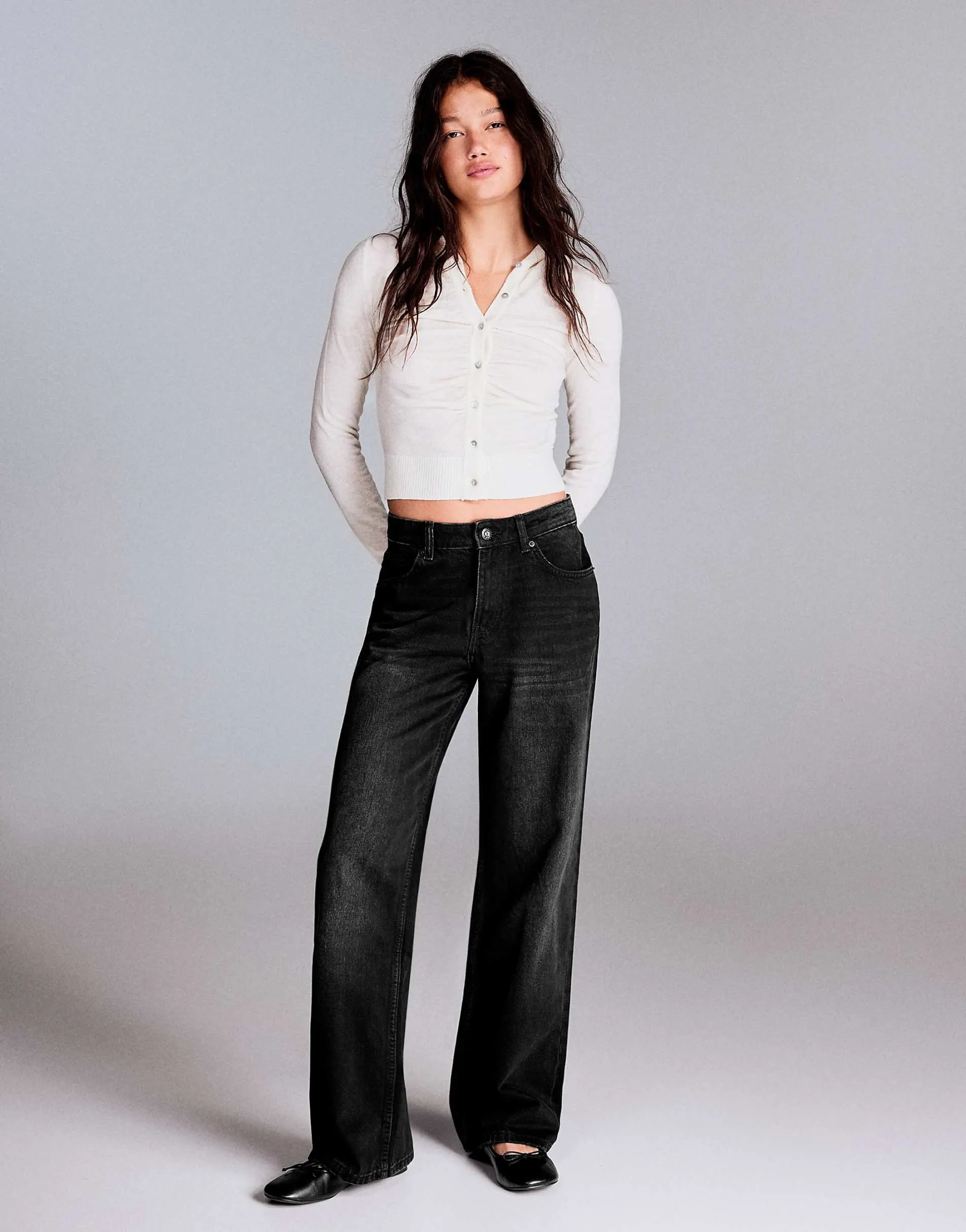 Bershka High-waist wide straight-leg jeans in black