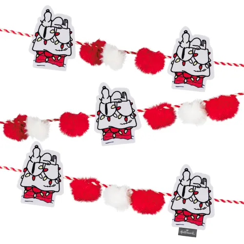 Hallmark 72" Peanuts Snoopy Doghouse Fabric Christmas Garland