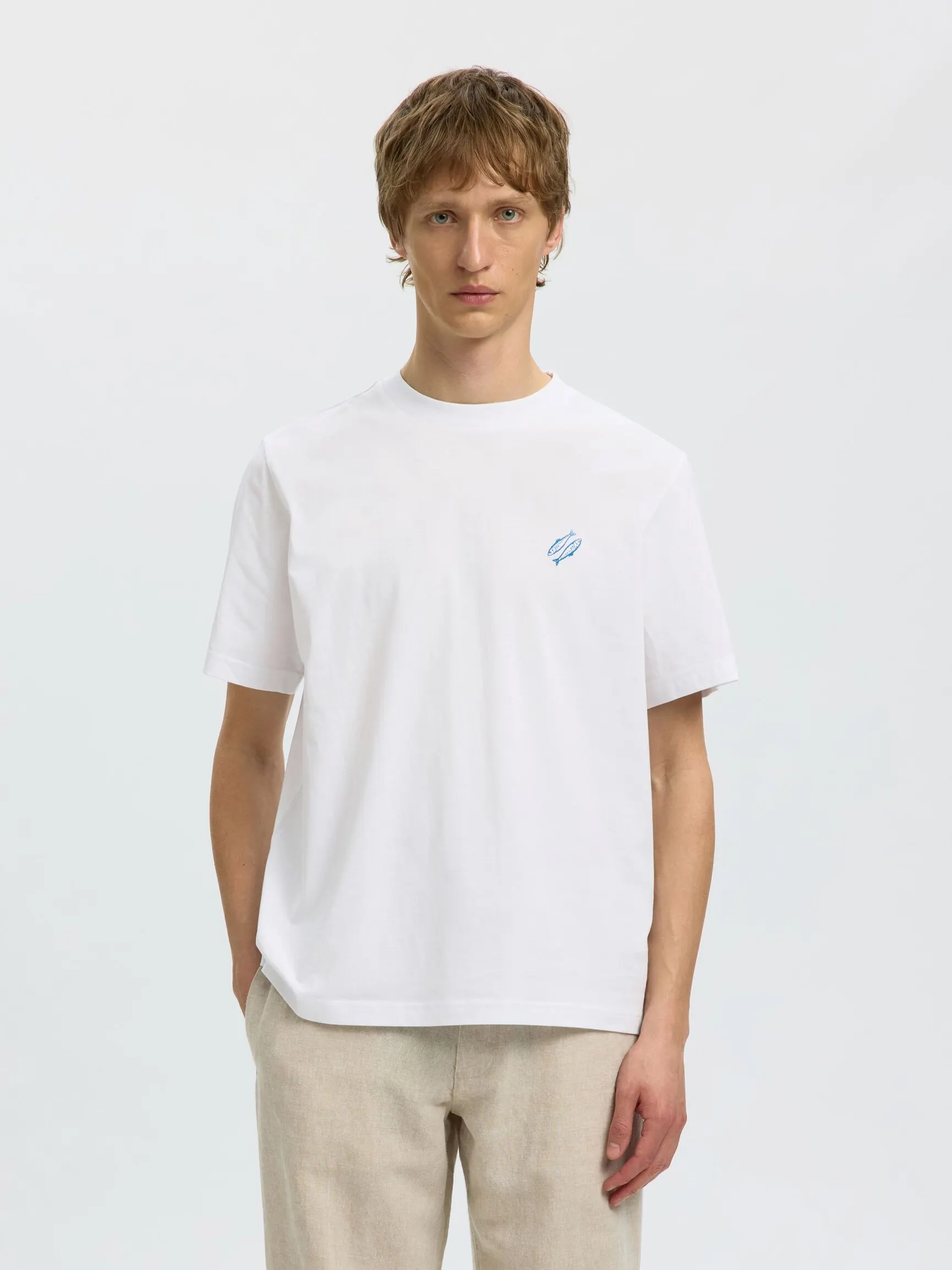 BRODERT T-SKJORTE
