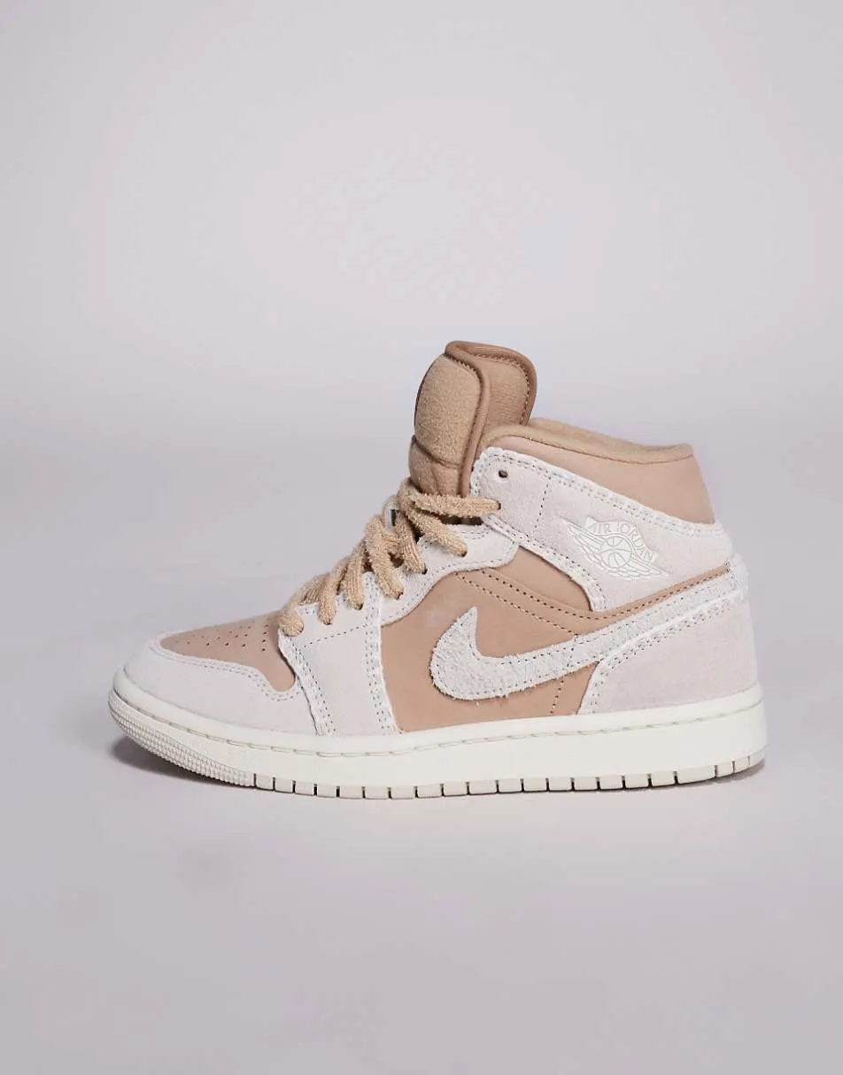 Nike Air Jordan 1 Mid trainers in beige