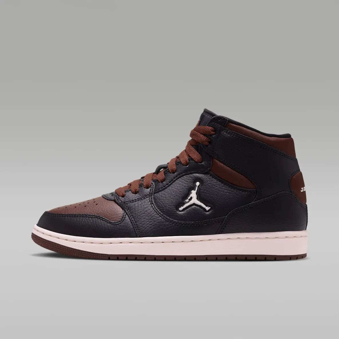 Jordan Court Connect Mid