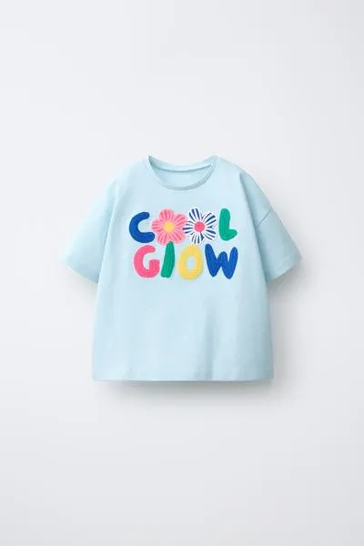 FLORAL APPLIQUÉ T-SHIRT