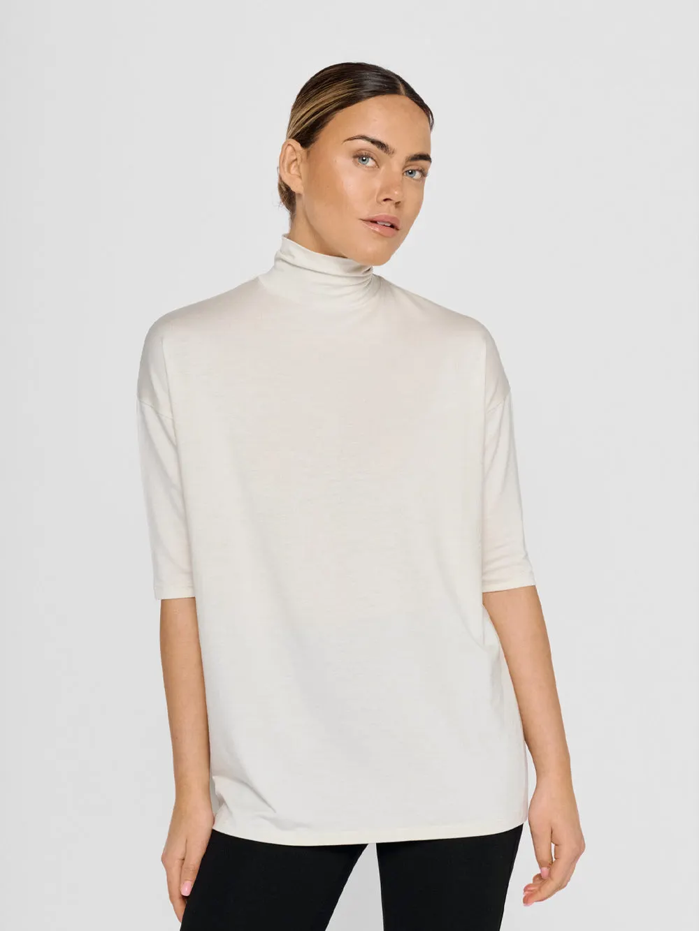 TOMASINE TURTLENECK