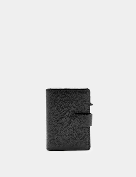 Kartenetui aus Leder mit Kieselstruktur und Cardsafe™