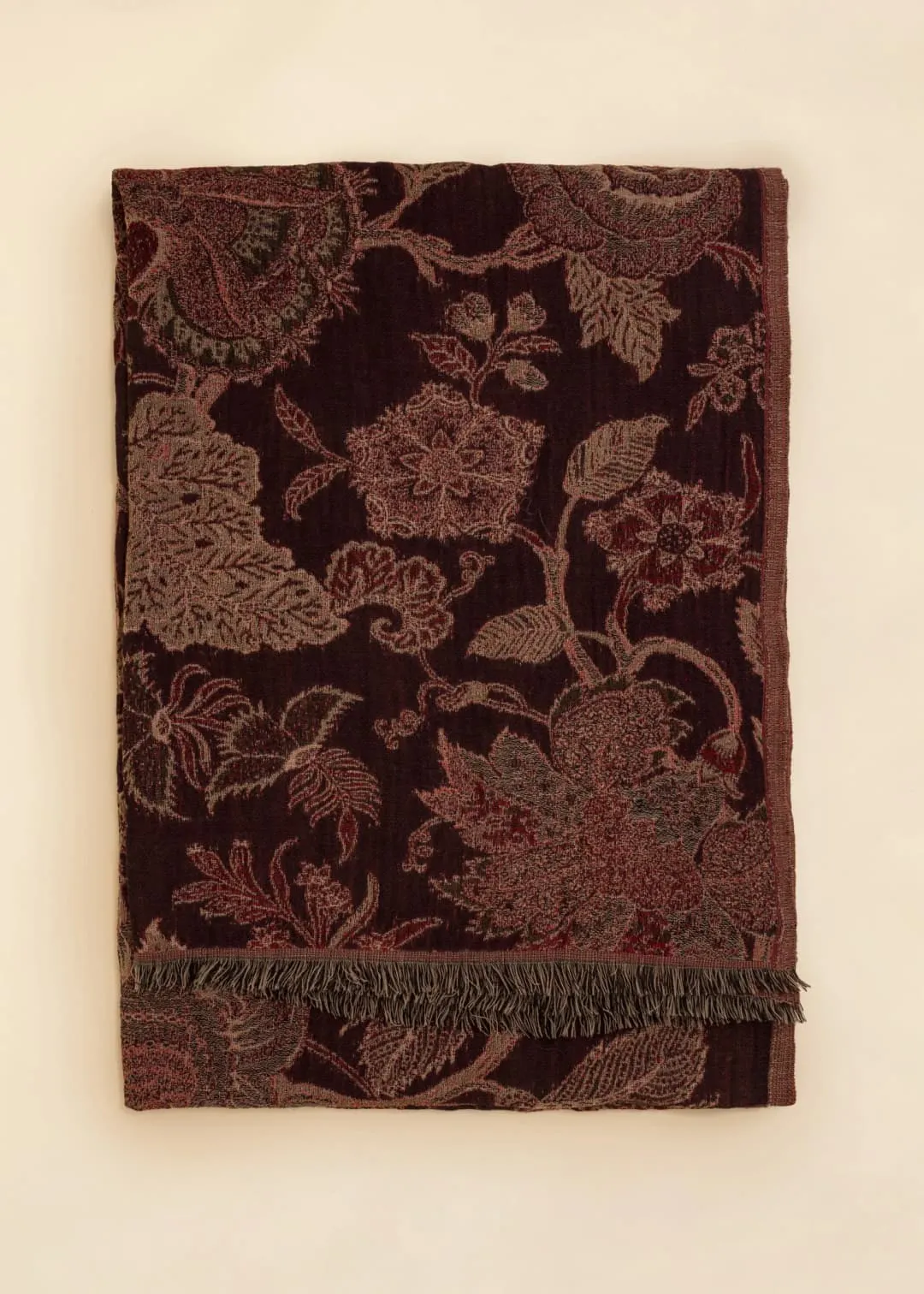 Röd jacquardmönstrad scarf