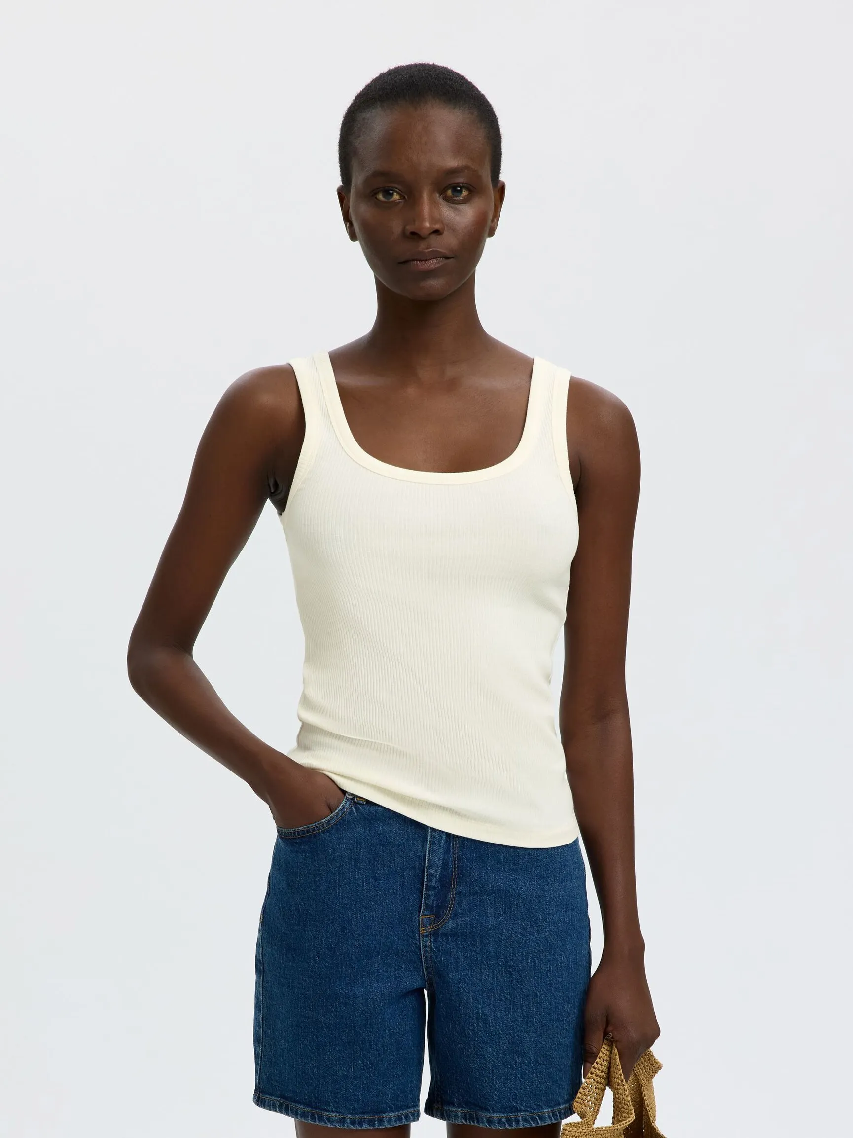 RIBBESTRIKKET BOMULL TANKTOP